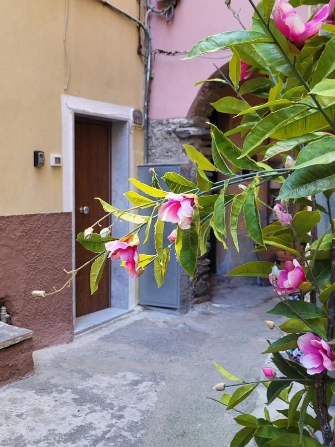 L' Onda Di Manarola Hotel Exterior photo